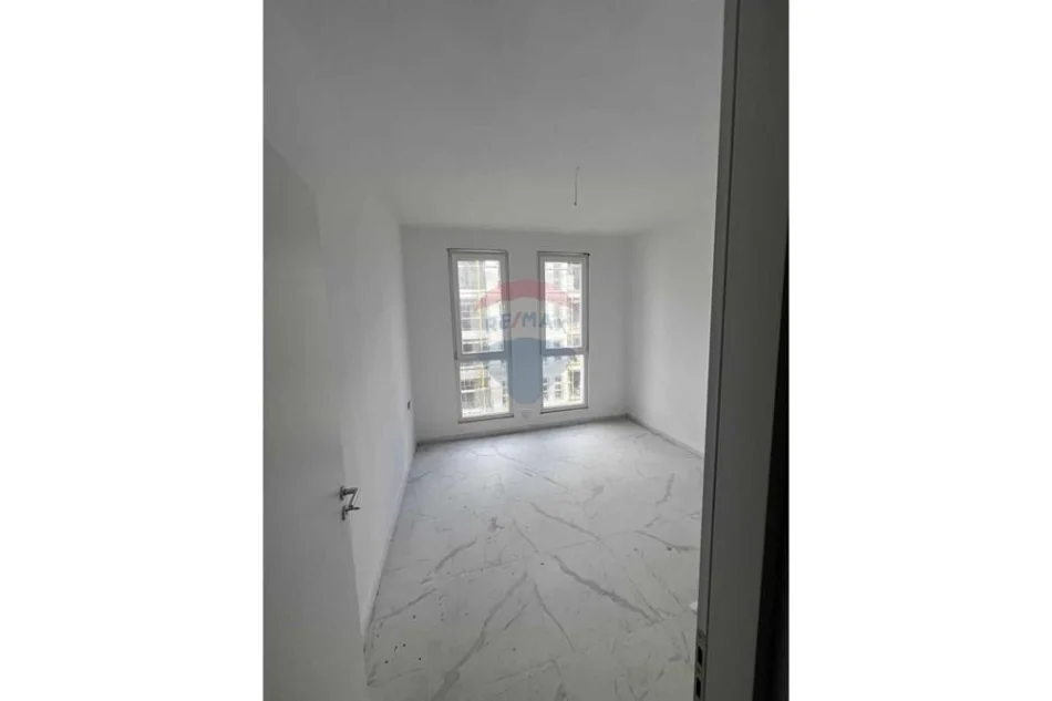 Tirane, shitet 1+1 , 52 m² 72.500 € (Univers City)