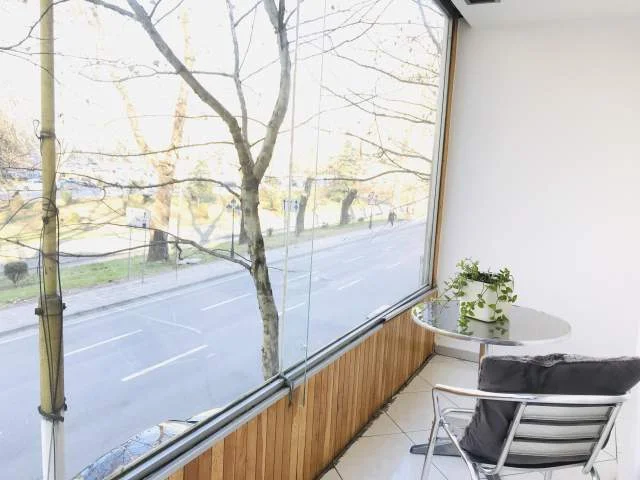 Tirane, jap me qera dhome Kati 11, 30 m² 3.000 Leke (Sheshi Skenderbej)