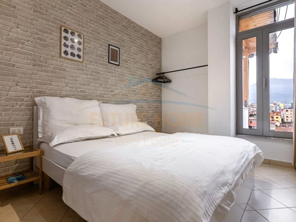 Tirane, shitet apartament 1+1+Ballkon Kati 5, 59 m² 132.000 € (Pazari i Ri)