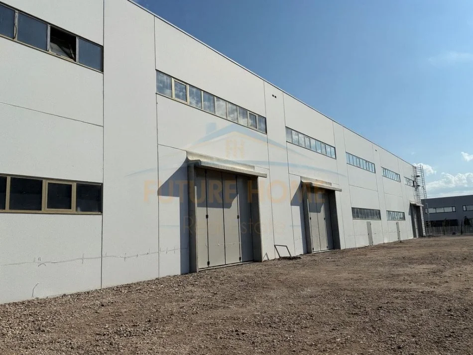 Durres, jepet me qera Kapanon ne zonen e Bisht-Kamez, Kati 0, 10.000 m² 35.000 €