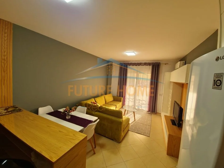 Tirane, jepet me qera apartament Kati 4, 71 m² 800 €