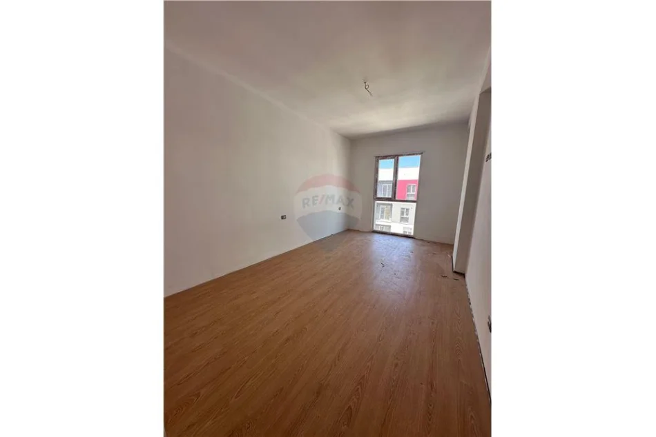 Tirane, shes apartament 2+1 Kati 8, 86 m² 84.000 € 