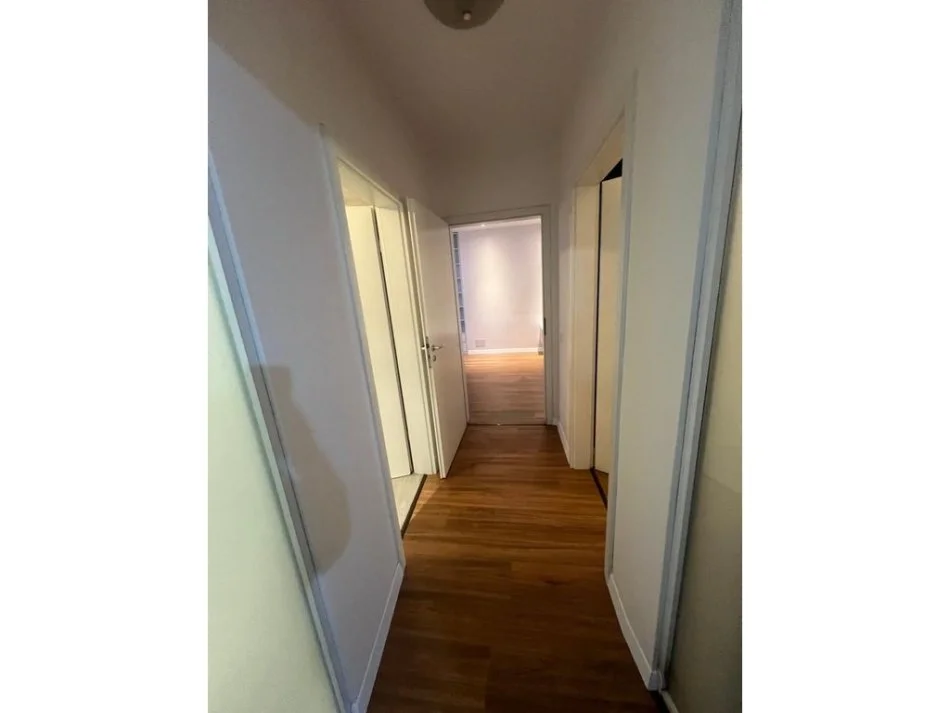 Tirane, shitet apartament 2+1 Kati 3, 90 m² 165.000 € (Rruga Artan Lenja)
