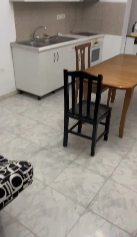 Tirane, jepet me qera apartament 1+1 Kati 5, 55 m² 400 € (Ish Parku ,21 Dhjetori)