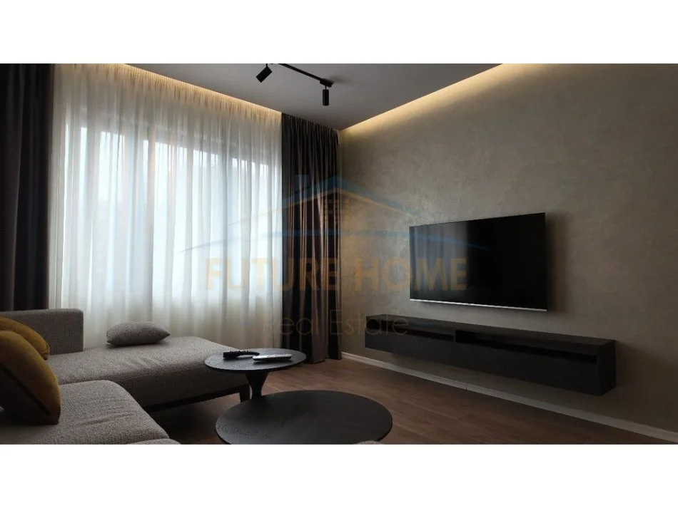 Tirane, shitet apartament 2+1+Ballkon Kati 3, 105 m² 315.000 € (Pazari i Ri)