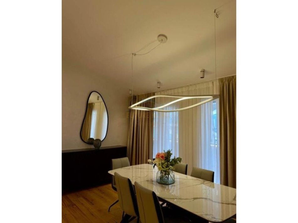 Tirane, shitet apartament Dublex Kati 7, 300 m² 700.000 € 