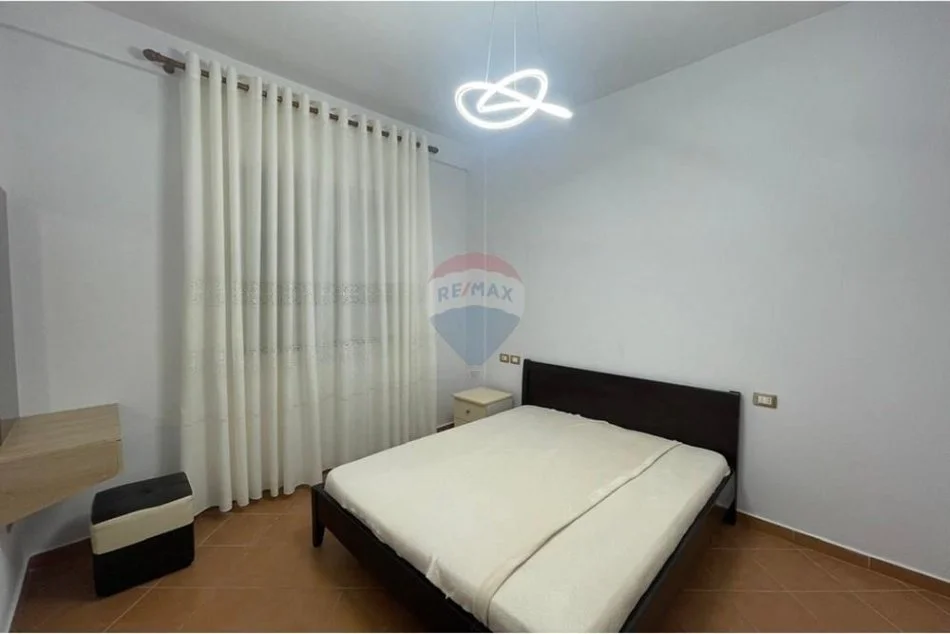 Tirane, jap me qera apartament 1+1 , 56 m² 470 € (Tek inxhinjeria e ndertimit rruga mic sokoli)