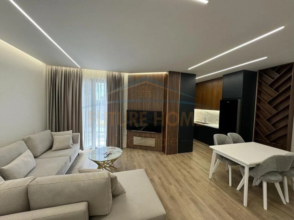 Tirane, jepet me qera apartament Kati 5, 102 m² 900 €