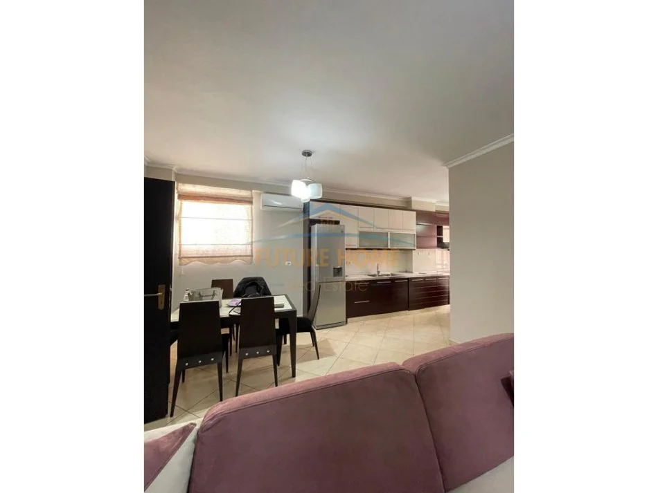 Tirane, jepet me qera apartament Kati 3, 67 m² 500 €