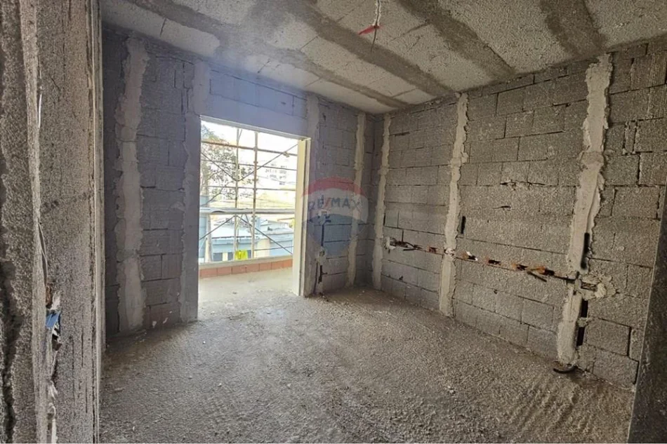 Tirane, shitet 1+1 , 61 m² 152.200 € (Rruga e Elbasanit)
