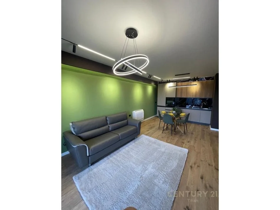 Tirane, jepet me qera apartament 2+1+Ballkon Kati 9, 105 m² 1.400 € 