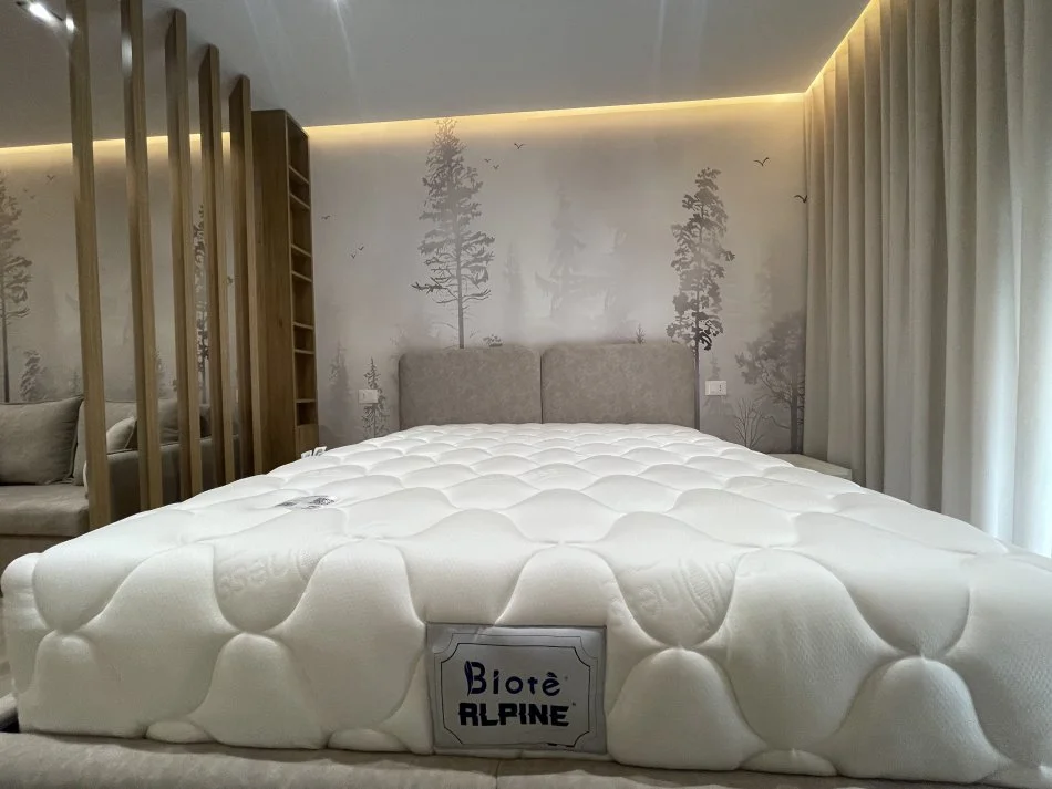 Tirane, jepet me qera apartament 1+1+Ballkon Kati 2, 76 m² 650 € 