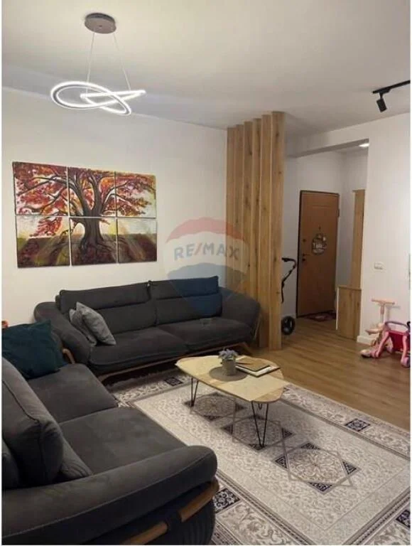 Tirane, shitet apartament 2+1+Ballkon , 99 m² 147.000 € (Fresk)