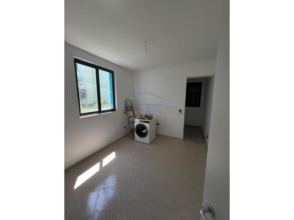 Golem, shitet shtepi 2+1+Ballkon Kati 0, 101 m² 105.000 € (Golem)