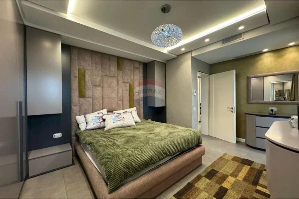 Tirane, shitet 3+1 , 137 m² 229.000 € (Rruga Dalip Topi)