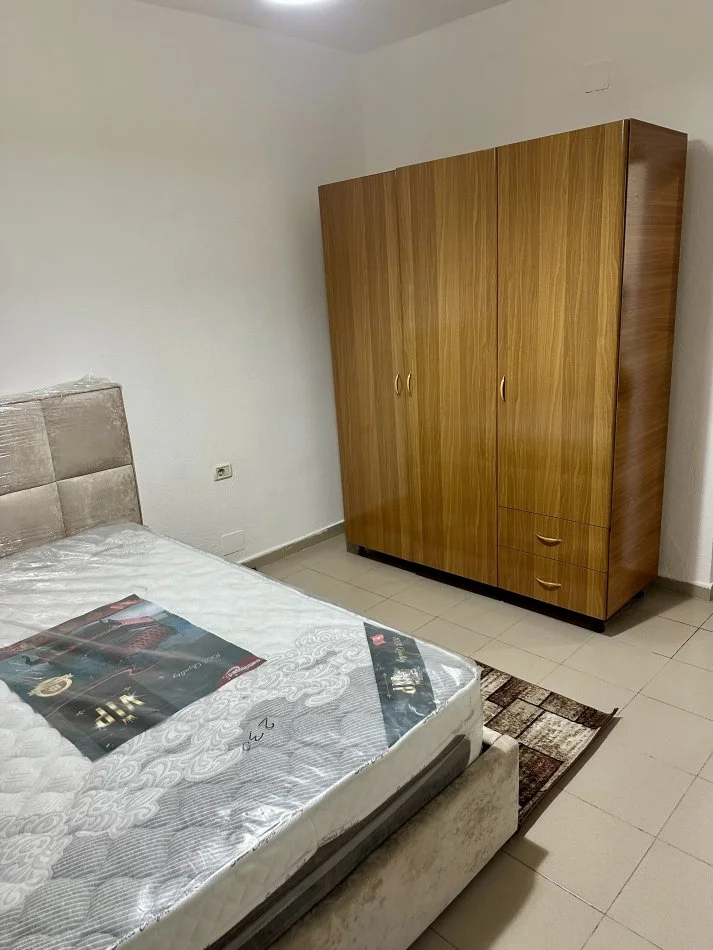Tirane, jepet me qera garsonier 1+1 Kati 5, 45 m² 460 € (Qender - Paiaca)
