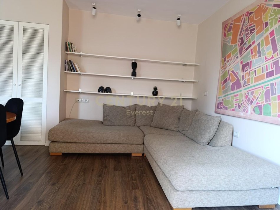 Tirane, jepet me qera apartament 1+1 Kati 5, 50 m² 550 € 