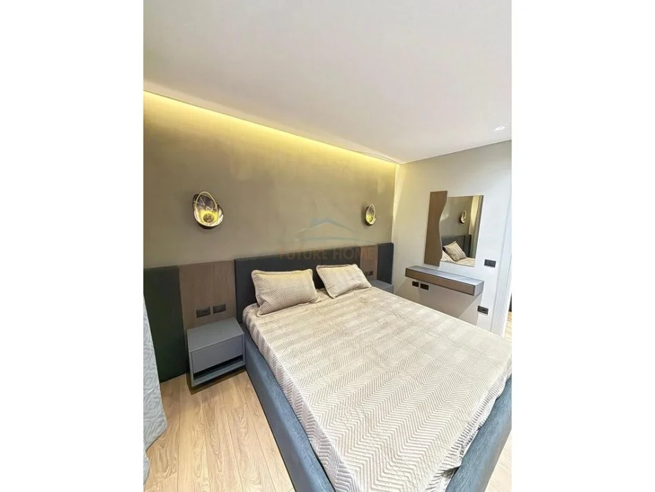 Tirane, jepet me qera apartament Kati 8, 66 m² 1.700 €
