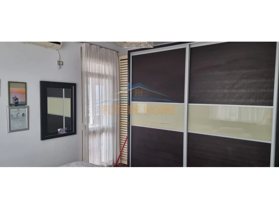 Tirane, shitet apartament Kati 7, 79 m² 220.000 €