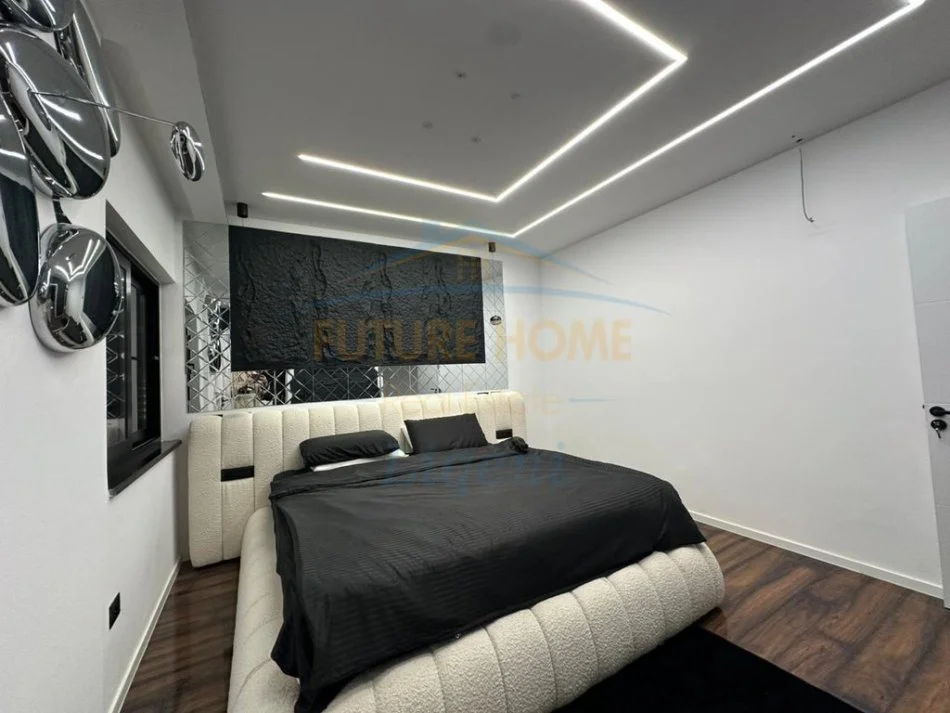 Tirane, jepet me qera apartament Kati 6, 120 m² 2.200 €
