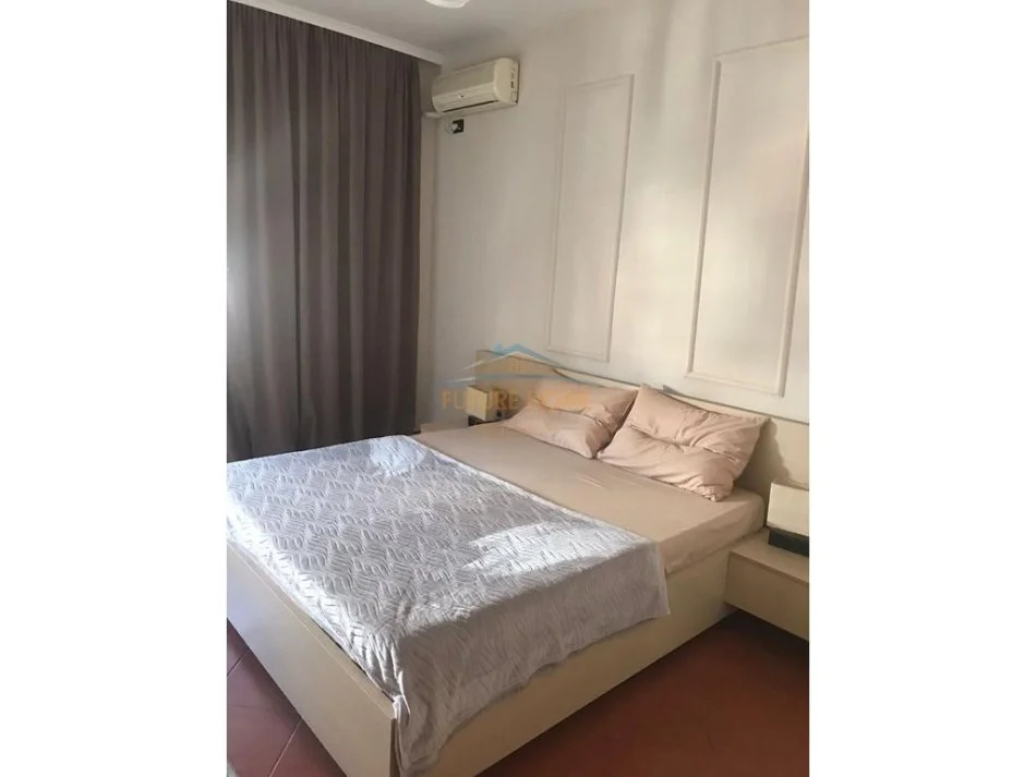 Tirane, jepet me qera apartament Kati 7, 85 m² 800 €