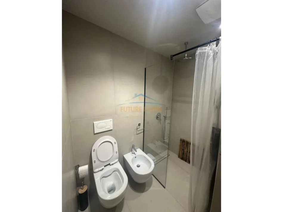 Tirane, jepet me qera apartament Kati 4, 62 m² 800 € 