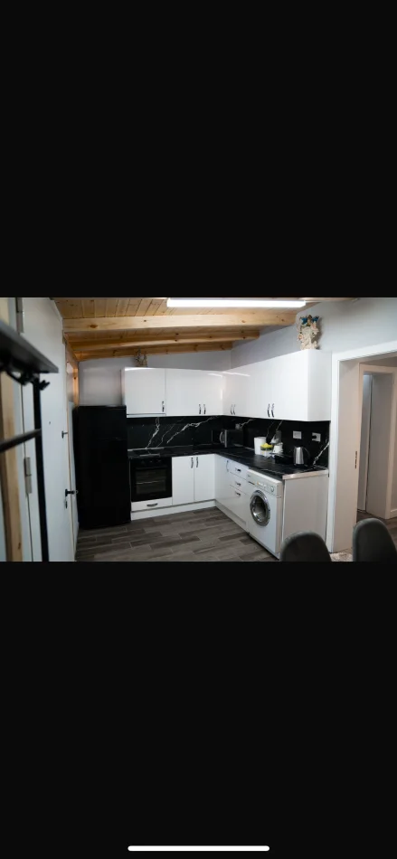 Tirane, jap me qera apartament 2+1 Kati 0, 65 m² 600 € (Frosina Plaku)
