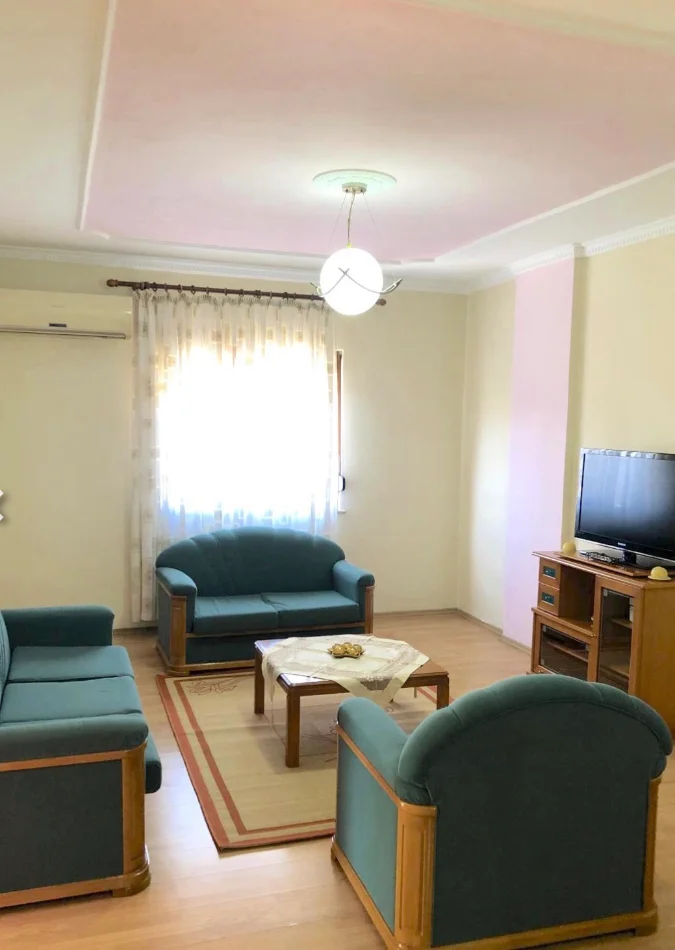 Tirane, jepet me qera apartament 2+1+Ballkon , 105 m² 400 € (Rruga jordan misja)