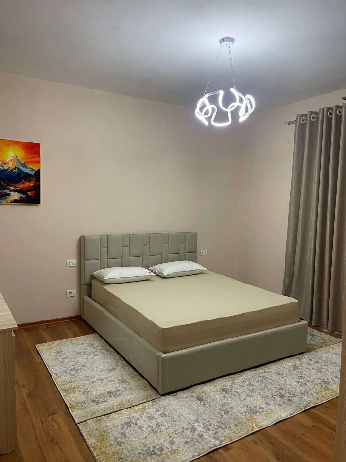 Shqiperi, jepet me qera nga Pronari, pa-komision Vile 2+1+Ballkon Kati 2, 110 m² 550 € (Fillim Fresk, tek fisika berthamore)