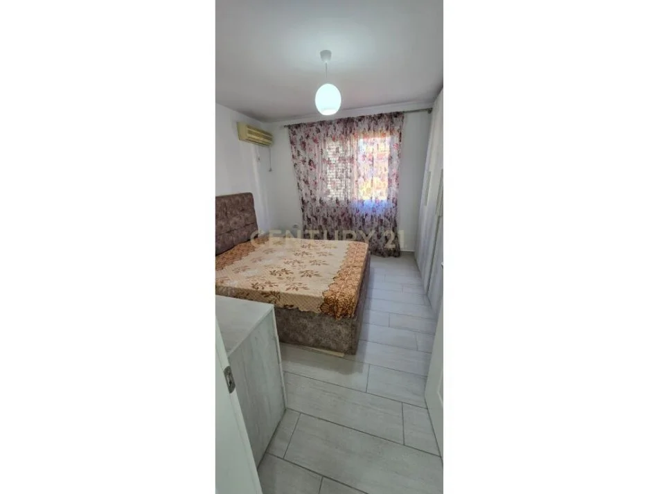 Tirane, shes apartament 2+1 Kati 3, 83 m² 158.000 € (Tek ish Parku)