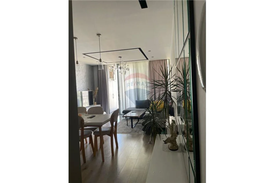 Tirane, shitet 2+1 , 105 m² 260.000 € (Fiori Di Bosco,Tirane)