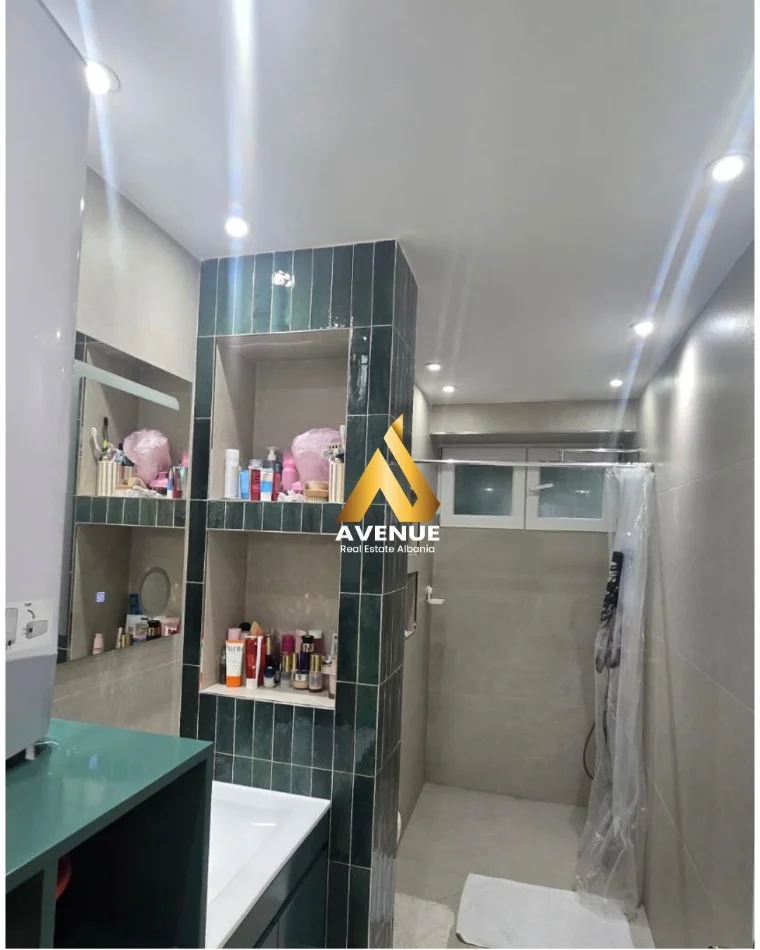Tirane, shitet apartament 2+1 Kati 2, 78 m² 200.000 € (Rruga Arkitekt Kasemi)