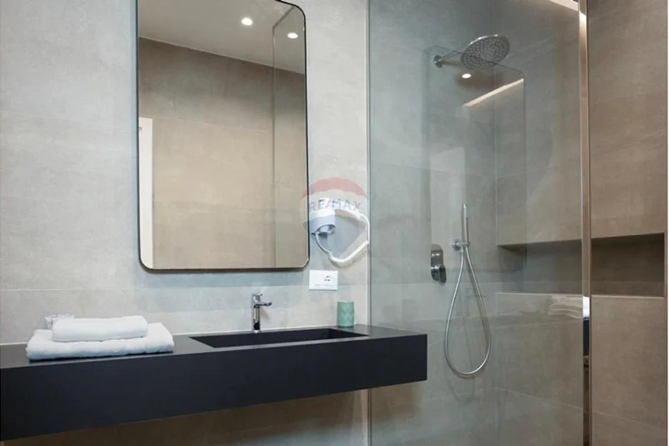 Vlore, shitet , 420 m² (Dhermi)