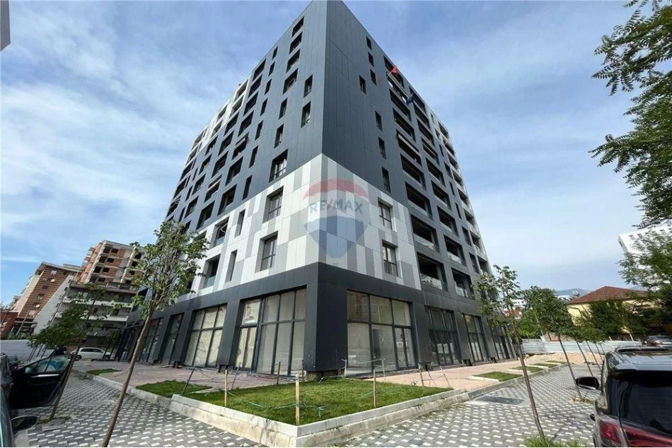 Tirane, shitet apartament 2+1 Kati 10, 94 m² 155.000 € (5 Maj)