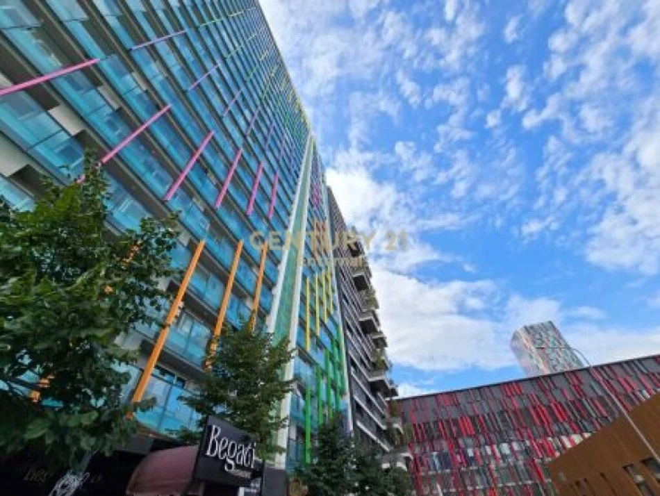 Tirane, jepet me qera ambjent biznesi Kati 8, 300 m² 4.250 € (Tirane)