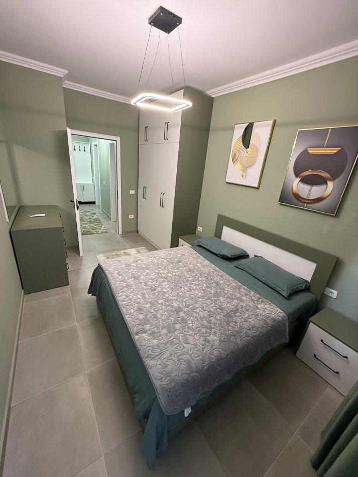 Tirane, jepet me qera apartament 1+1+Ballkon Kati 7, 60 m² 500 € (Rruga 5 maj Tirane)