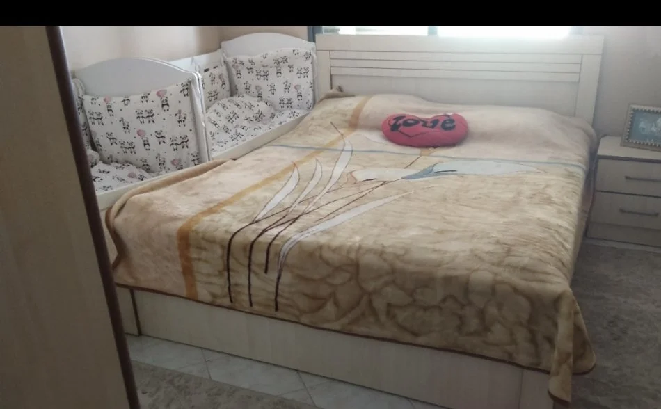 Tirane, jepet me qera apartament 3+1 Kati 7, 85 m² (Gjergj Legisi)