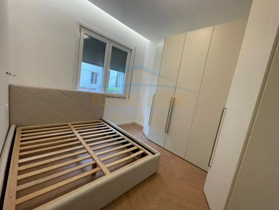 Tirane, jepet me qera apartament Kati 4, 90 m² 1.000 € 