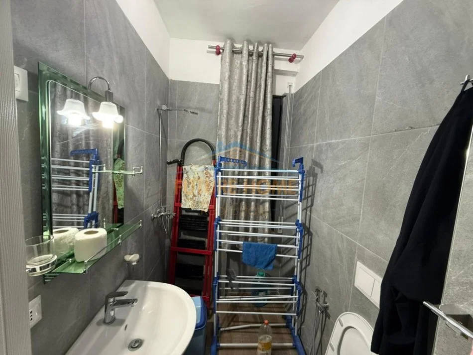 Tirane, jepet me qera apartament Kati 3, 80 m² 1.000 €