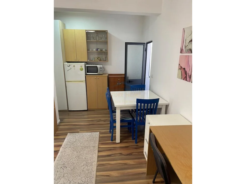 Tirane, shitet garsonier 1+1 Kati 2, 48 m² 99.000 € (Ish Parku)