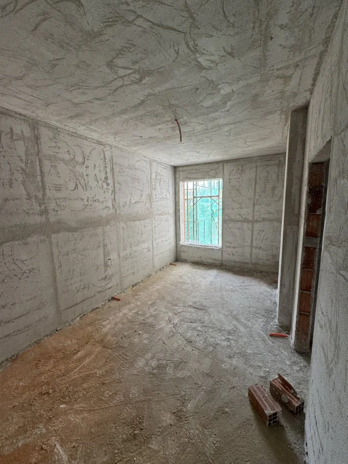 Tirane, shitet apartament 1+1+Ballkon Kati 2, 77 m² 73.000 € (Unaza E Madhe Paskuqan)