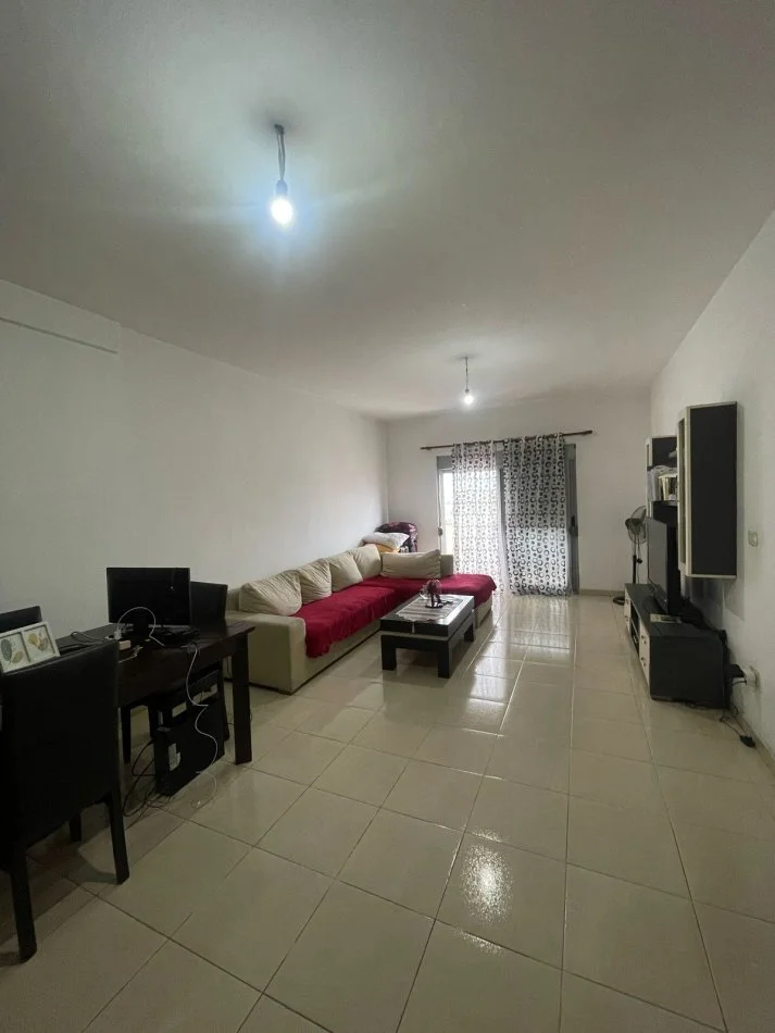 Tirane, shitet apartament 2+1+Ballkon Kati 5, 97 m² 130.000 € (Astir)