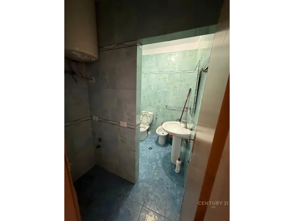 Tirane, shes apartament 1+1 Kati 3, 45 m² 110.000 € 