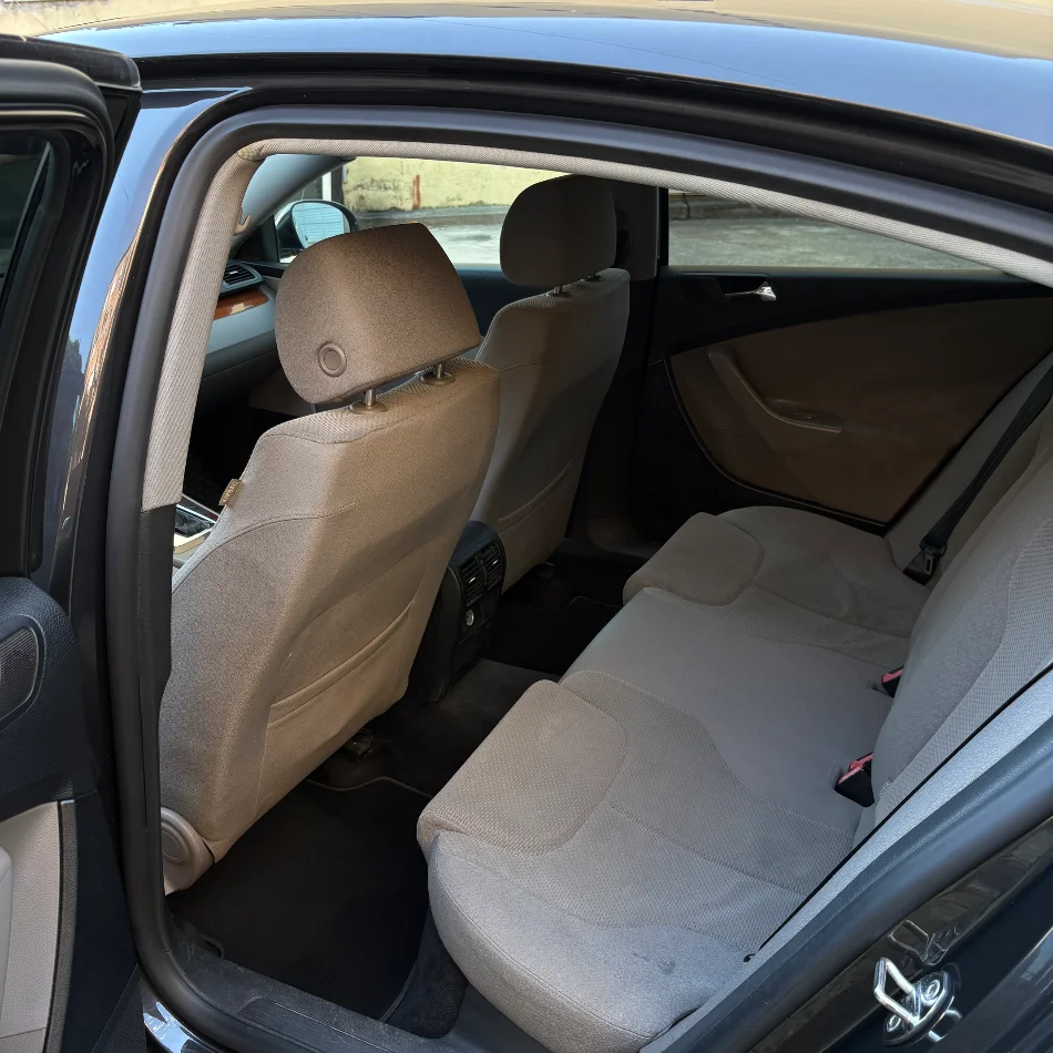 Tirane, shitet makine Volkswagen Passat Nafte, kafe automatik Klima 297.000 km 4.500 €