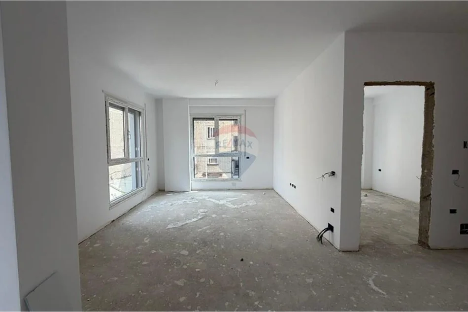 Tirane, shitet 2+1 , 85 m² 160.000 € (Rruga Ali Demi)