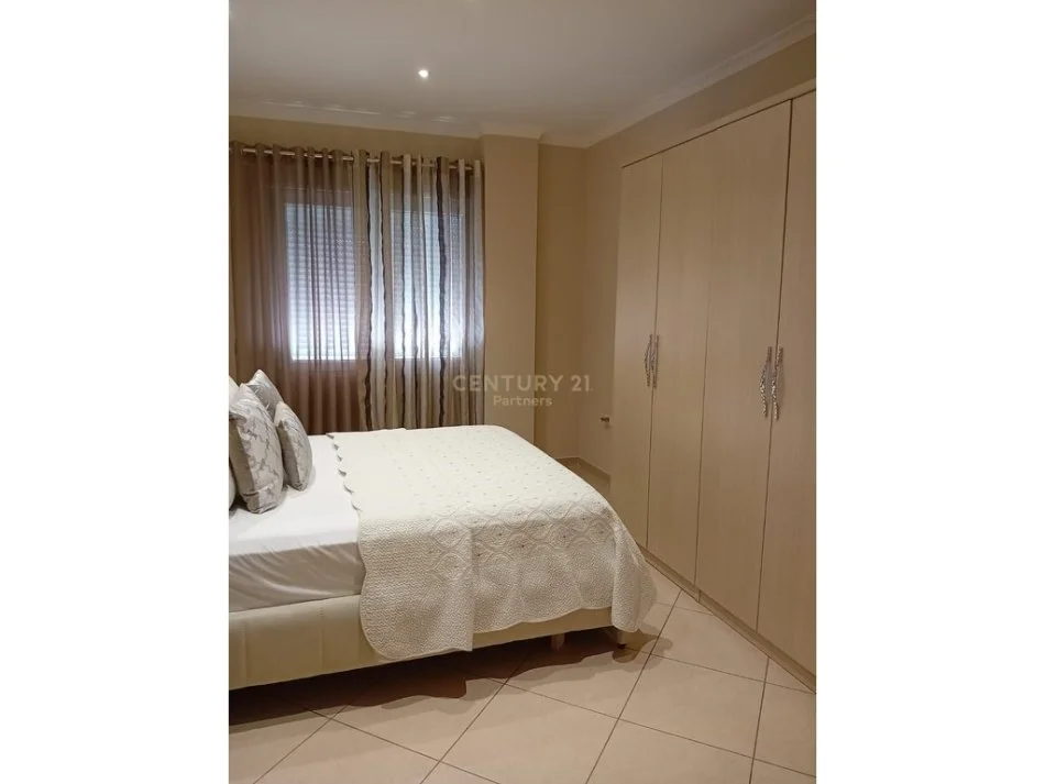 Shqiperi, jepet me qera apartament 1+1 Kati 6, 63 m² 600 € 