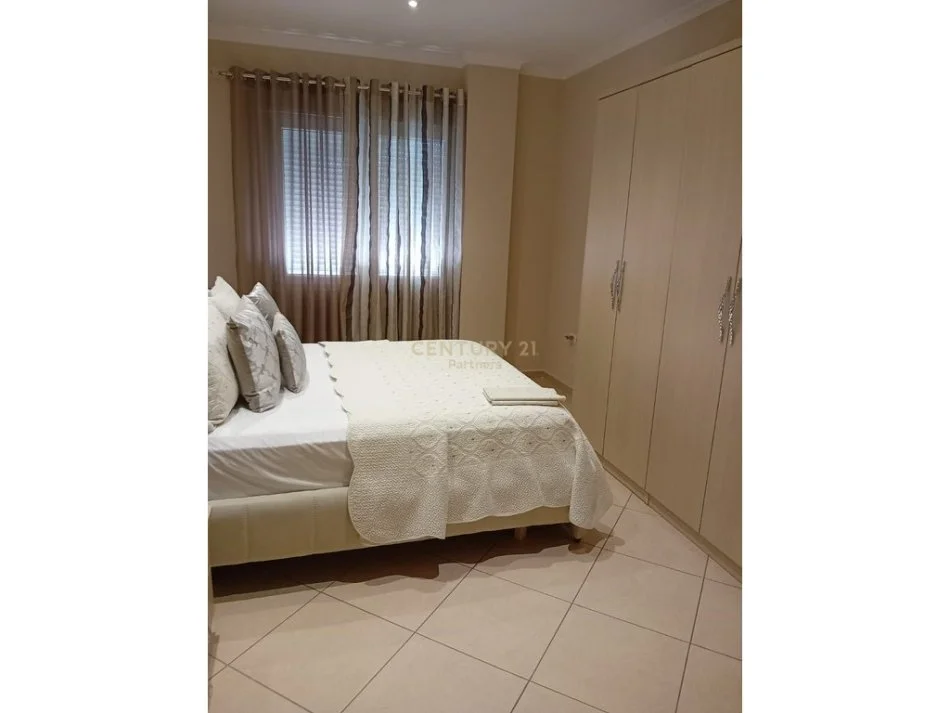 Shqiperi, jepet me qera apartament 1+1 Kati 6, 63 m² 600 € 