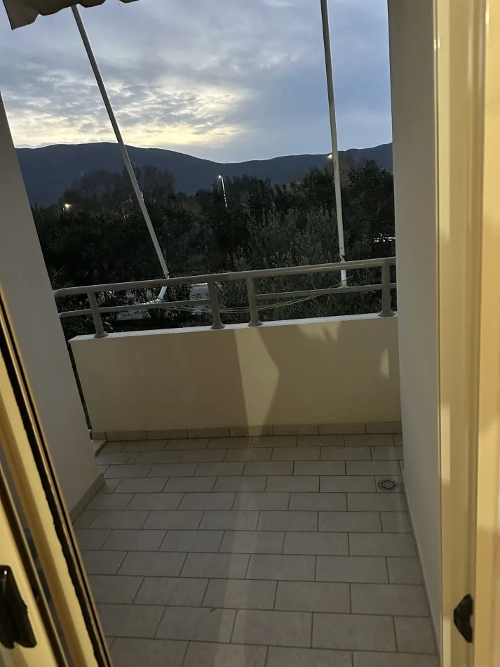 Radhime - Orikum, shitet apartament 1+1 Kati 0, 65.000