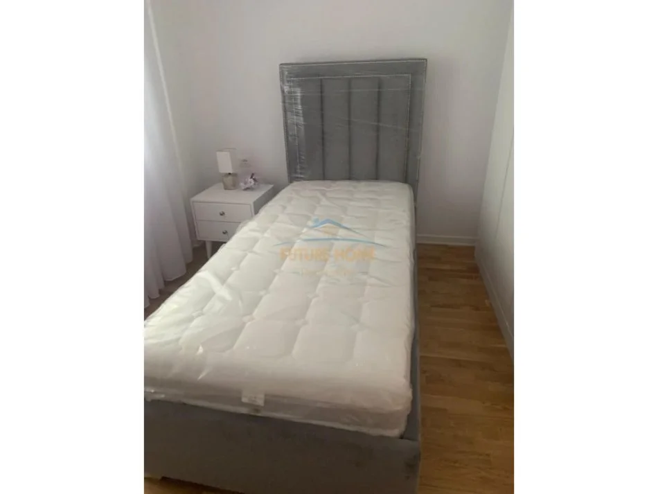 Tirane, jepet me qera apartament Kati 0, 170 m² 2.500 €