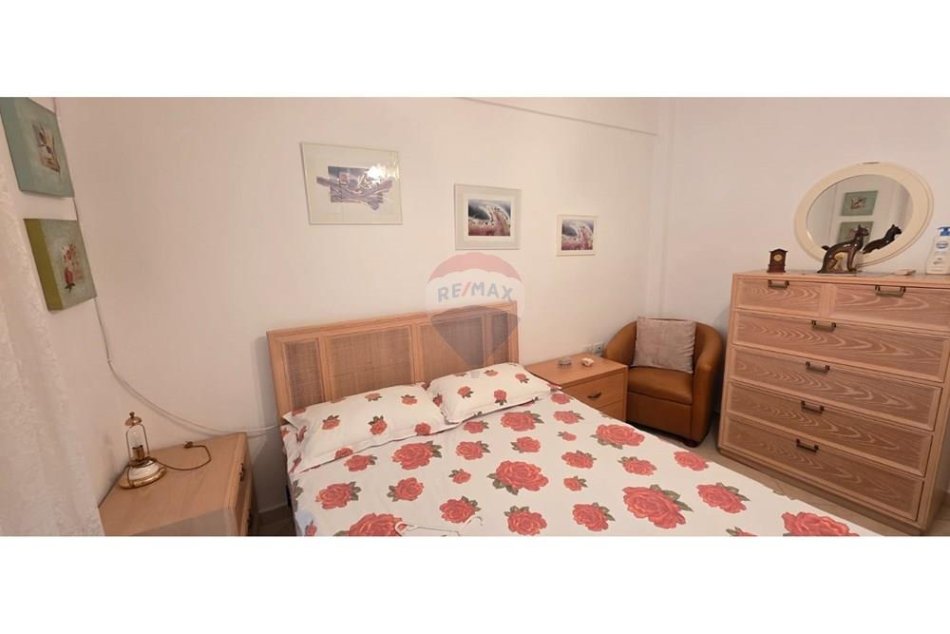 Tirane, jepet me qera apartament 1+1 Kati 4, 64 m² 800 € (AR - Turbinat)